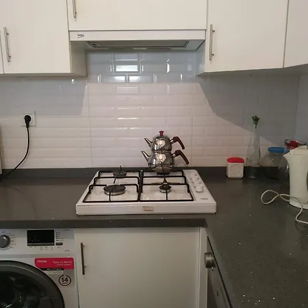 Apartament Merkez Marinaya Yakin *